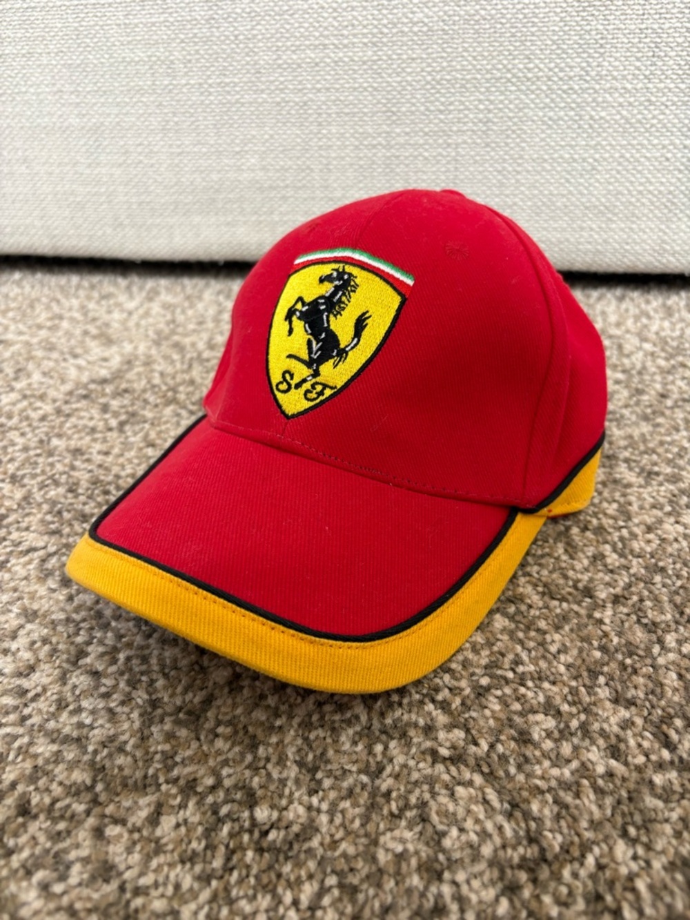 Official Ferrari Kids Adjustable Baseball Hat Red   Yellow F1 Fits 1-3 year old